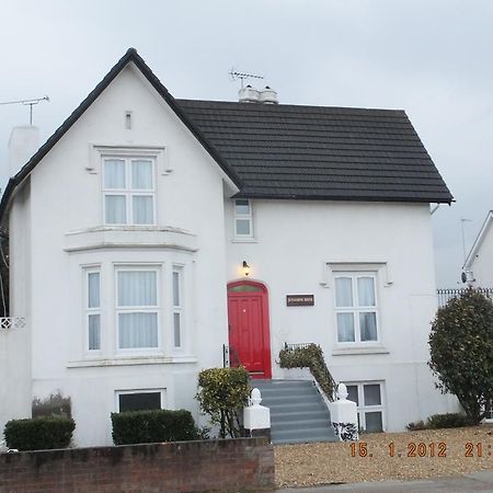 Jessamine House Hotel Gravesend Bagian luar foto