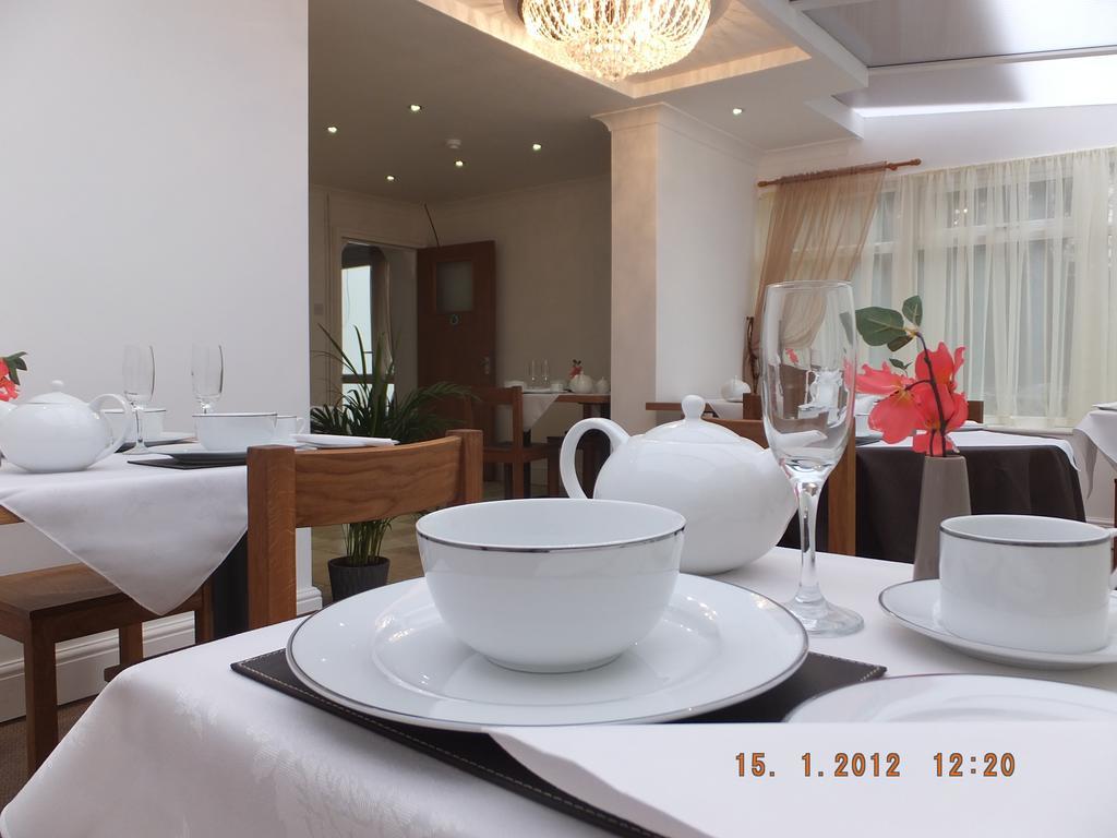 Jessamine House Hotel Gravesend Bagian luar foto