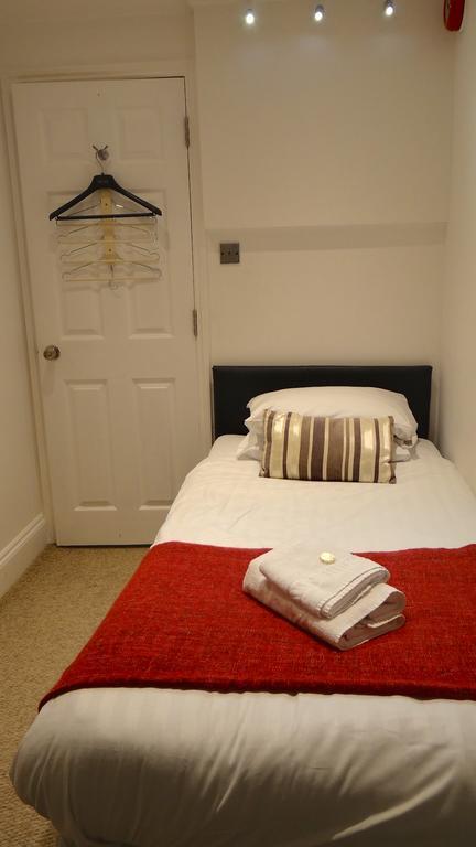 Jessamine House Hotel Gravesend Bagian luar foto