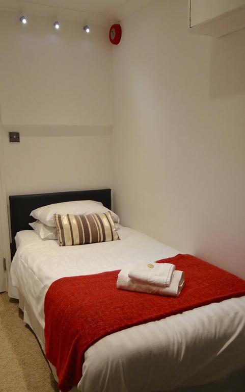Jessamine House Hotel Gravesend Bagian luar foto