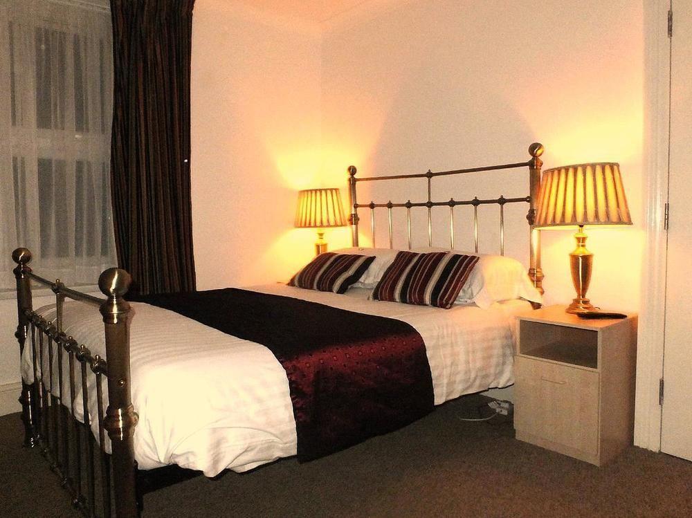 Jessamine House Hotel Gravesend Bagian luar foto