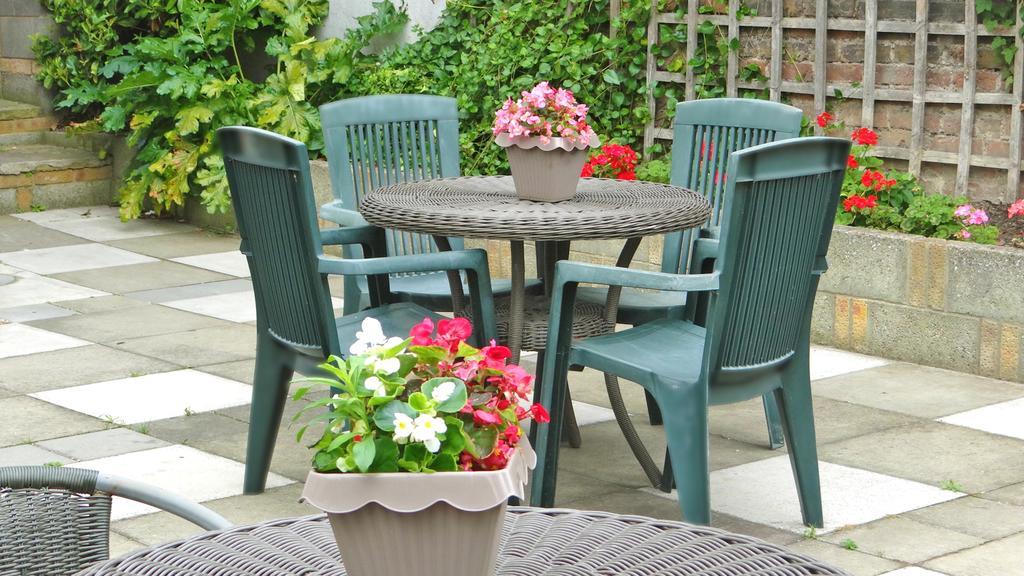 Jessamine House Hotel Gravesend Bagian luar foto